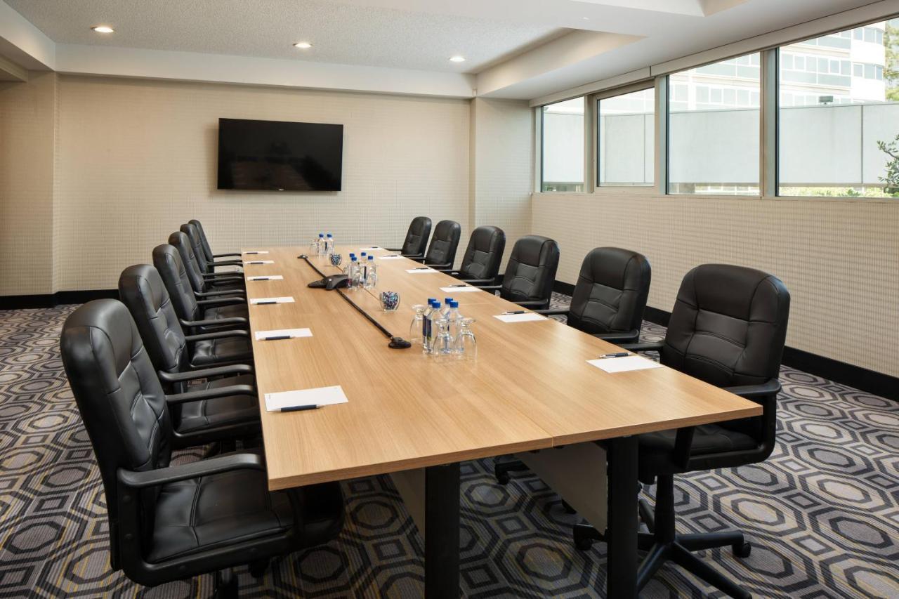 Sheraton Gateway Angeles 4* Los Angeles