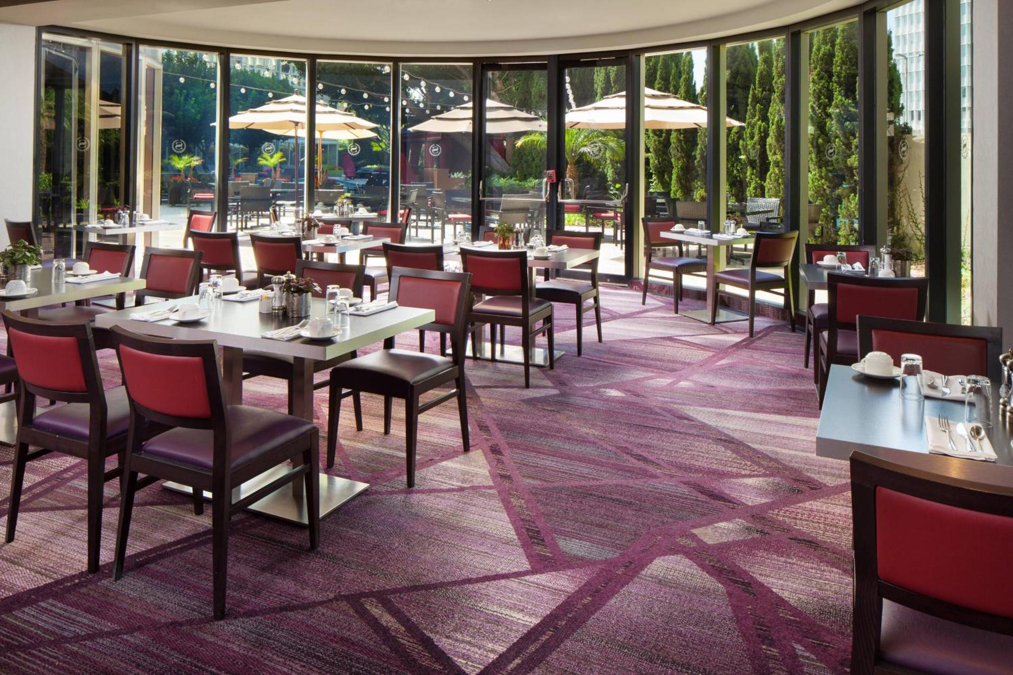 Sheraton Gateway Angeles 4* Los Angeles
