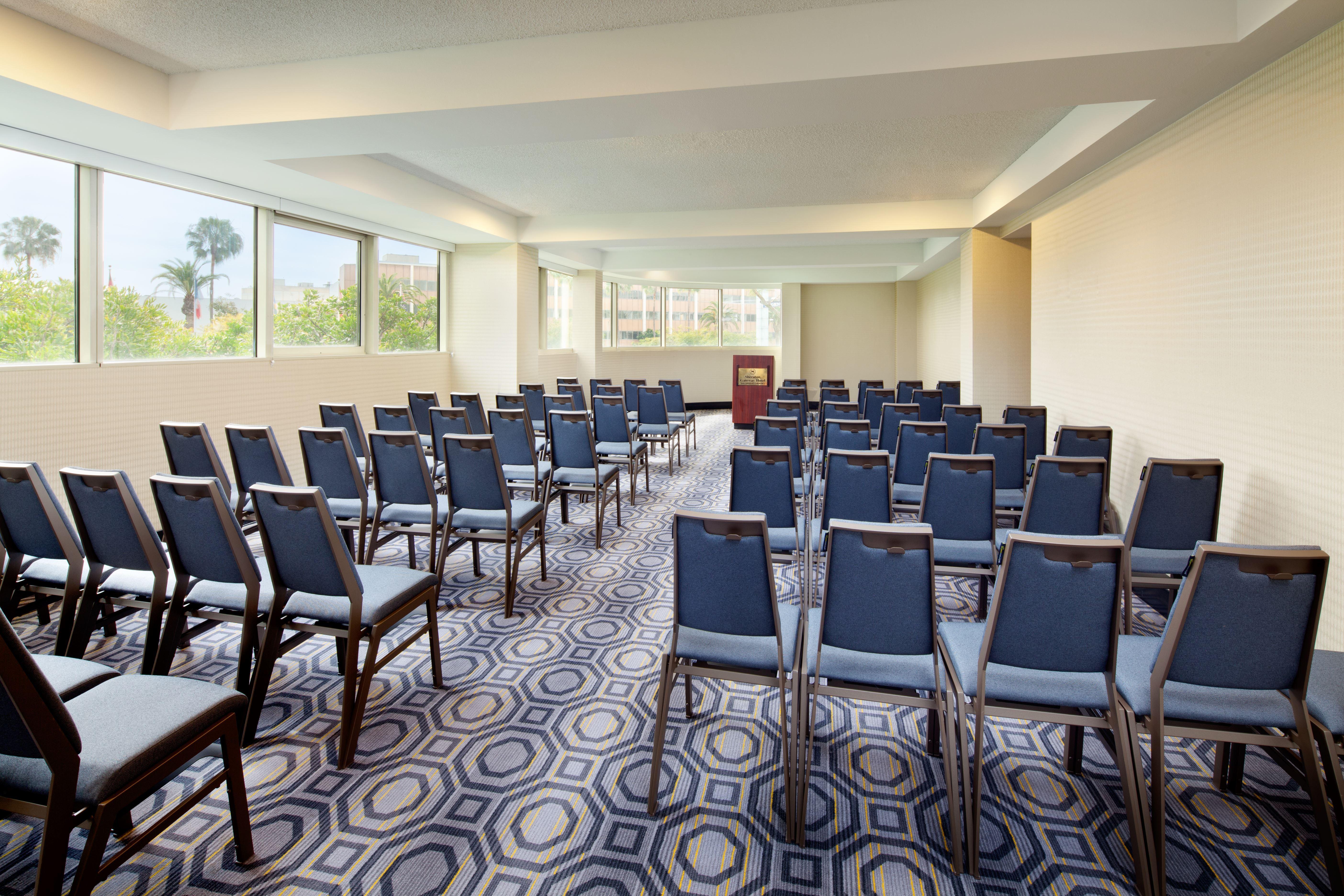 Hotel Sheraton Gateway Angeles 4*